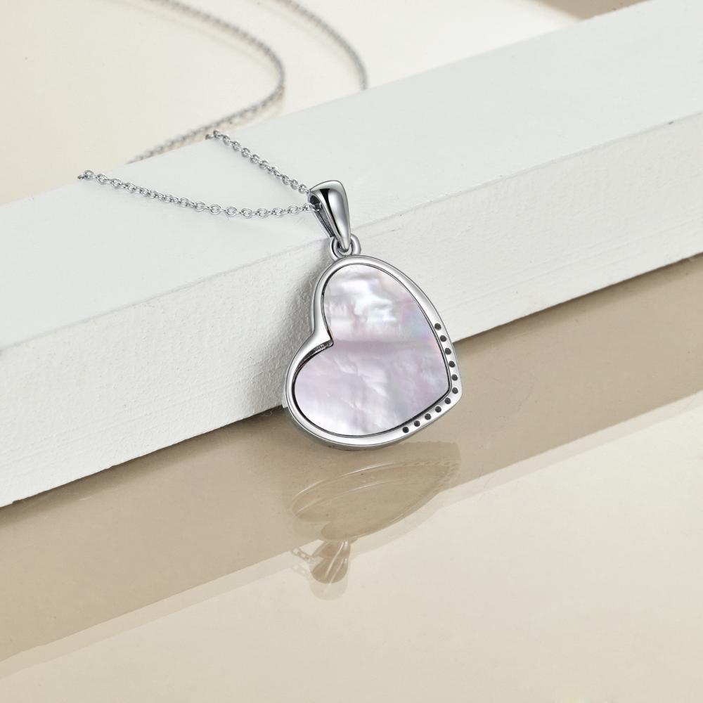 Collar con colgante de corazón de caballo de plata de ley para mujeres y niñas
