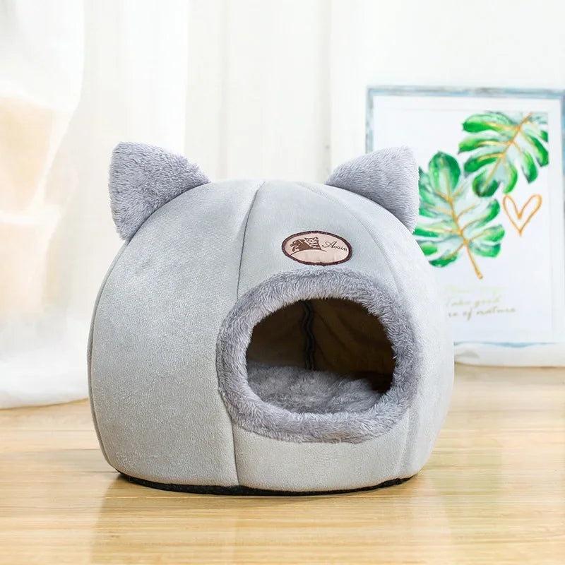 Comfortable bed for deep sleep in winter, cat mat, basket