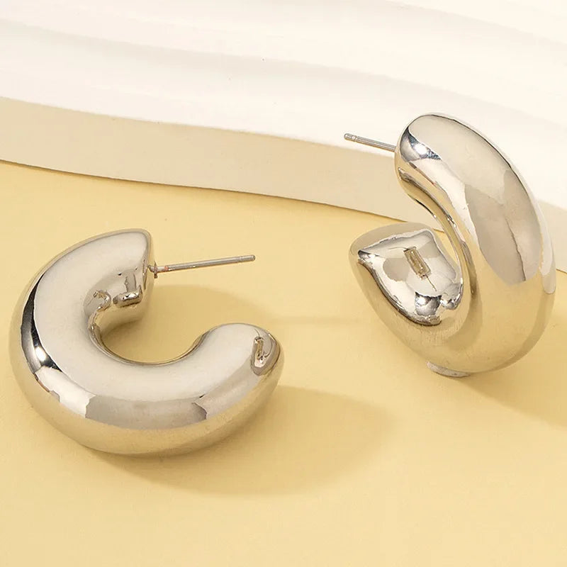Pendientes de aro coreanos de Color dorado para mujer, aretes de Metal elegantes