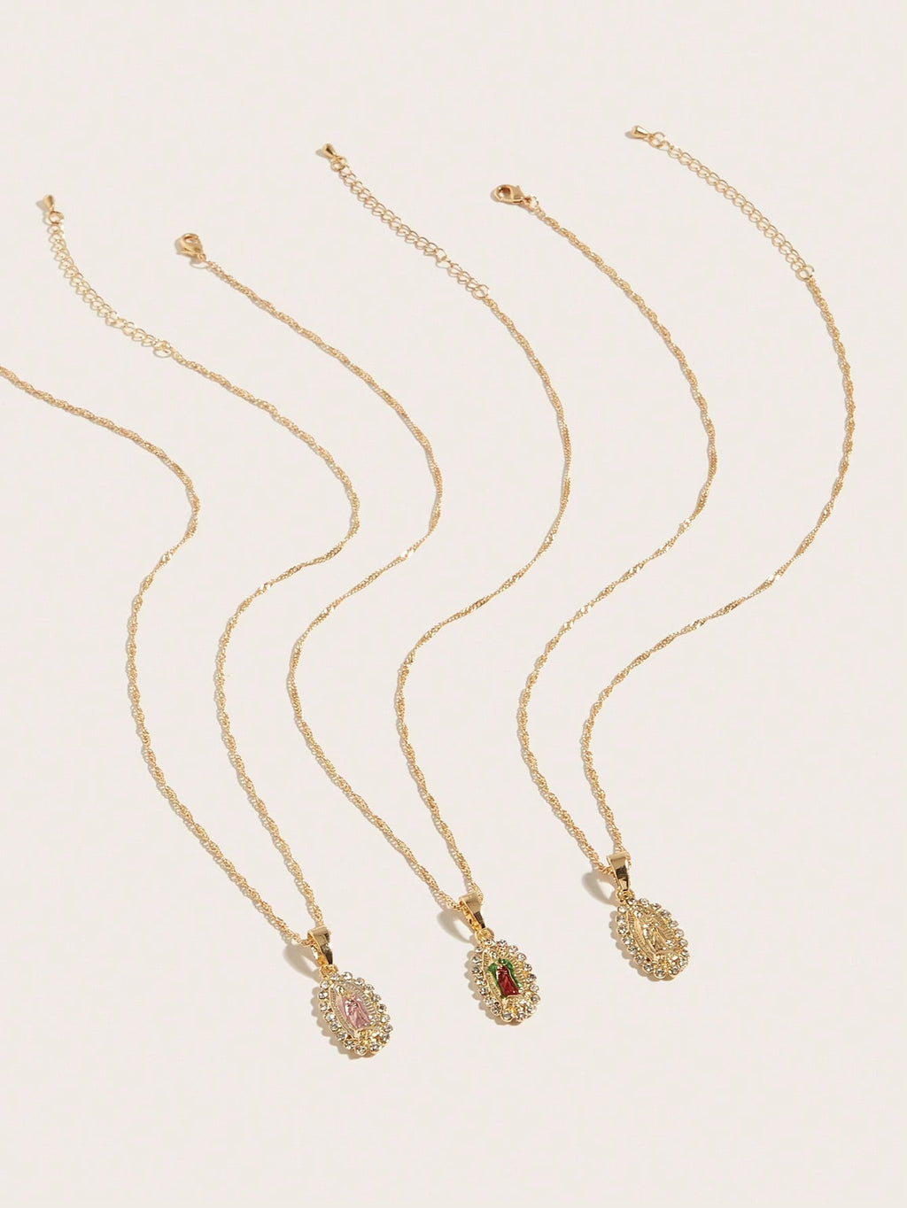 1 collar con colgante dela Virgen María para mujer, sencillo