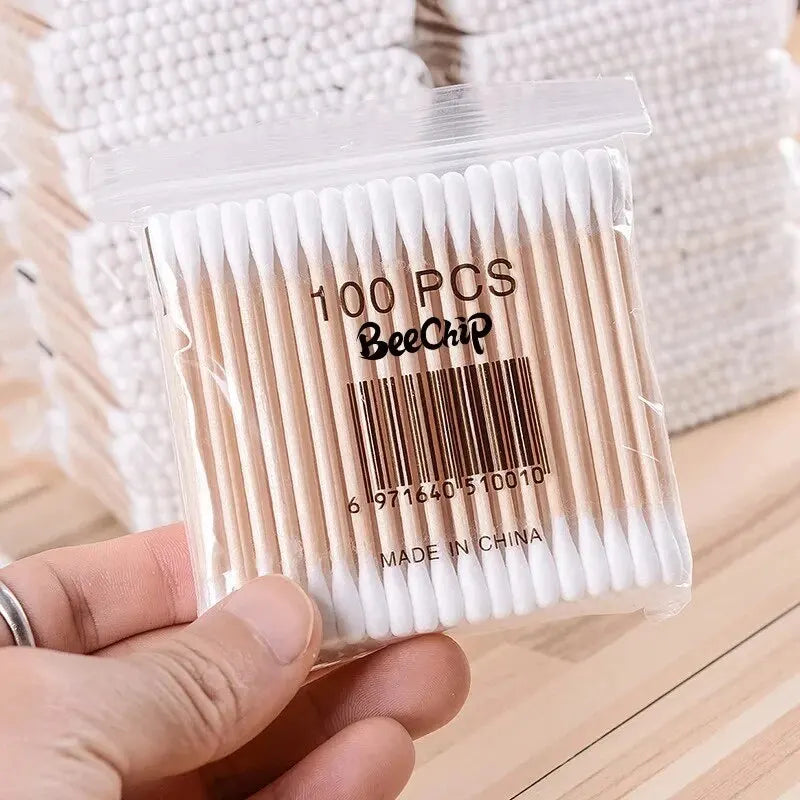 200 Pieces Double Ended Wooden Cotton Swabs Makeup Cleaning 