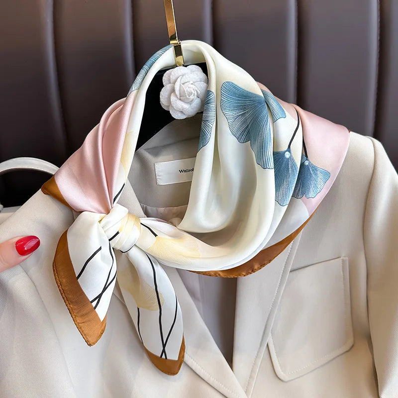 Bufanda cuadrada de seda con estampado de diseño de lujo para mujer, bandana de caballo de satén suave, pañuelo para el cuello, Hijab de oficina, diadema, Foulard, bolsa, cintas de regalo