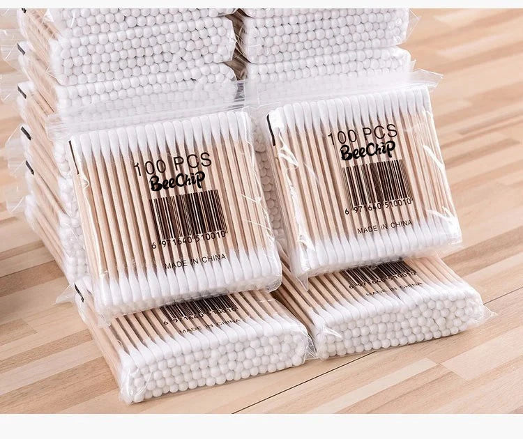 200 Pieces Double Ended Wooden Cotton Swabs Makeup Cleaning 