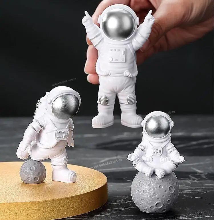 Figura de astronauta de 4 piezas para niños, escultura de astronauta, juguete educativo para escritorio, decoración del hogar, modelo de astronauta para regalo